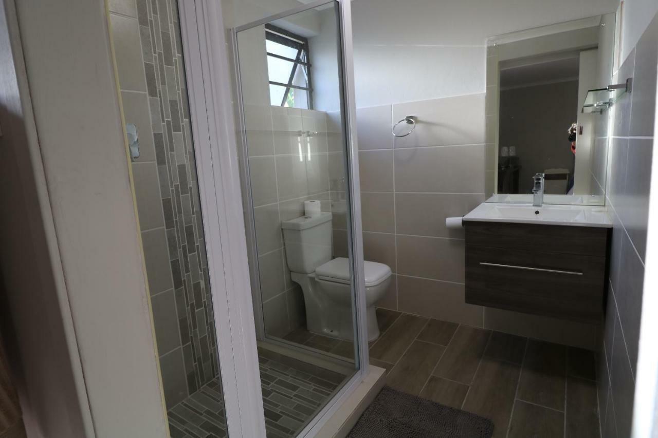 Farm View Guest House Ист-Лондон Экстерьер фото