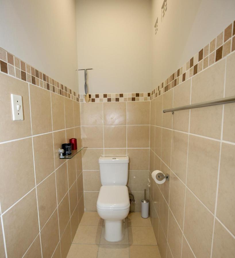 Farm View Guest House Ист-Лондон Экстерьер фото